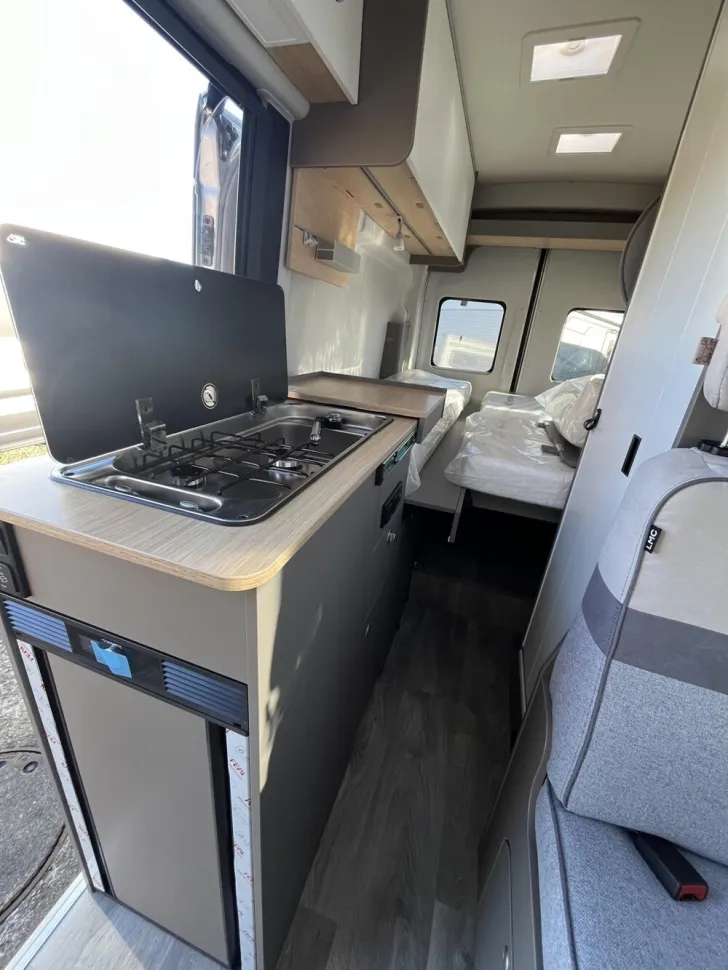 Fahrzeugbild LMC Innovan Ford 592 #10