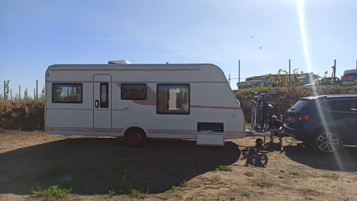 Fahrzeugbild Bürstner Premio 490 TS mit Dachklima #1
