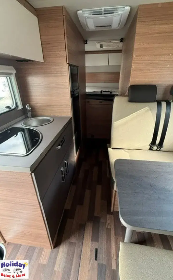 Fahrzeugbild Weinsberg CaraHome 650 DG 140 PS Schalter #9