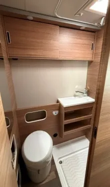 Fahrzeugbild Weinsberg CaraHome 650 DG 140 PS Schalter #10