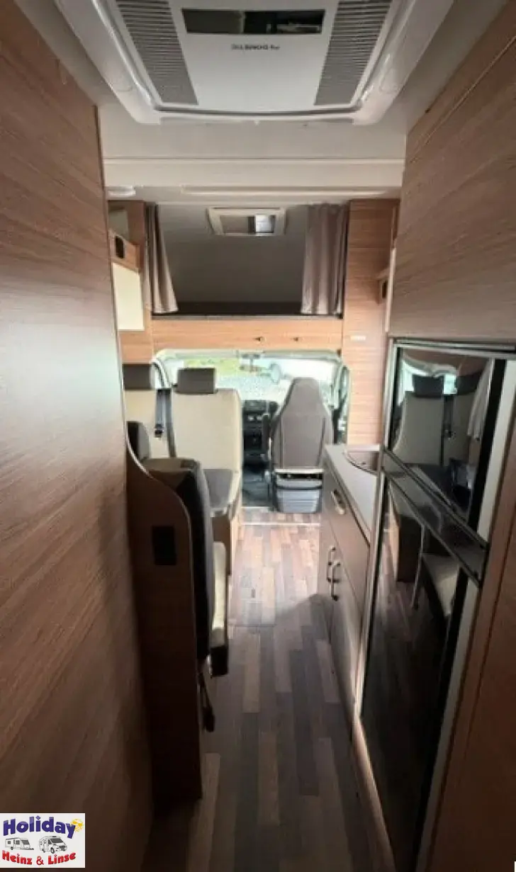 Fahrzeugbild Weinsberg CaraHome 650 DG 140 PS Schalter #13