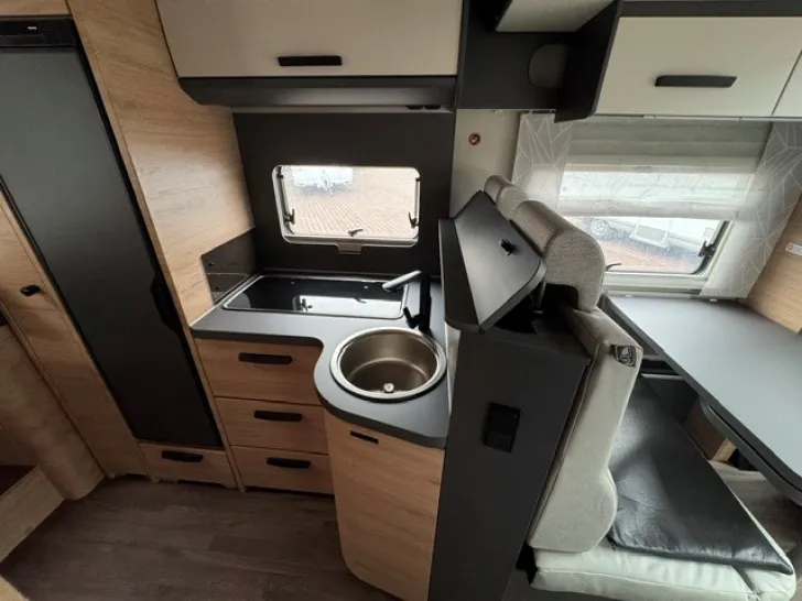 Fahrzeugbild Knaus L!VE WAVE 700 MEG UVP: 93.789,-€ Modell 2027 #7