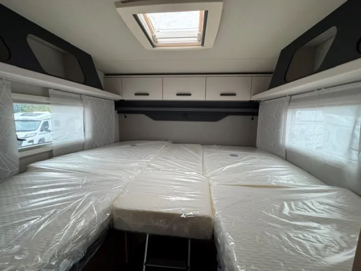 Fahrzeugbild Knaus L!VE WAVE 700 MEG UVP: 93.789,-€ Modell 2027 #8