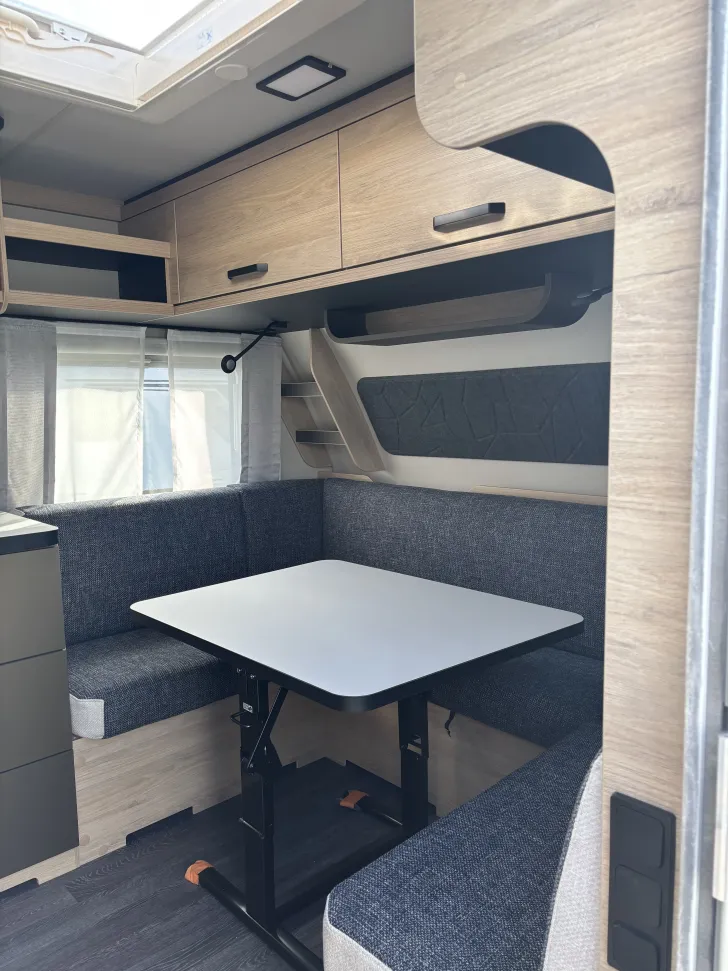 Fahrzeugbild Weinsberg CaraOne 550 UK 1,7t 3 Pakete Ambientebeleucht #7