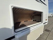 Fahrzeugbild Knaus Südwind 460 EU Black Selection MonoControl, THULE Markise #18