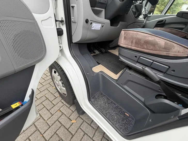 Fahrzeugbild Eura Mobil Terrestra 650 EB sehr gepflegt, top gewartet #22