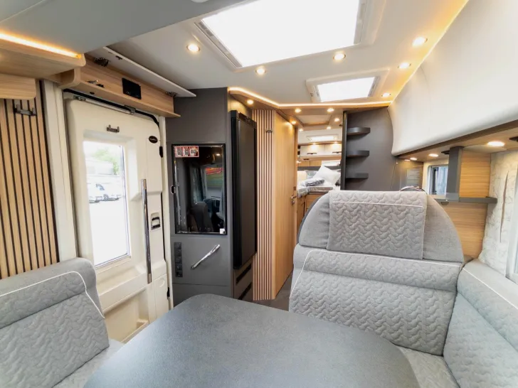 Fahrzeugbild Malibu I 450 RB LE comfort Messeangebot CSD 2026 #13