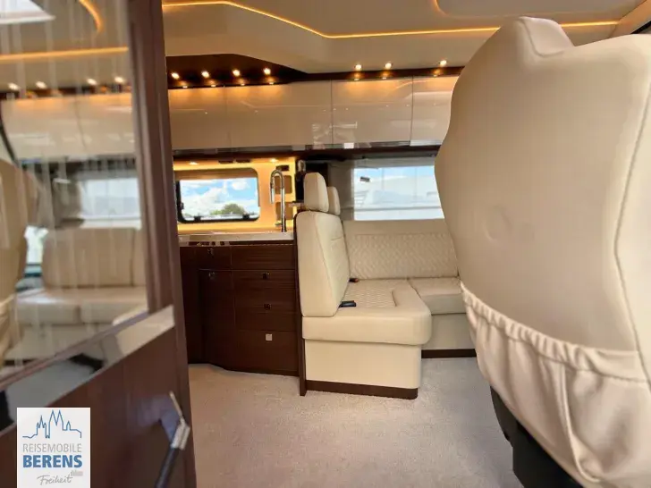 Fahrzeugbild Morelo Empire Liner 98 MB MB Actros 1840 L #10