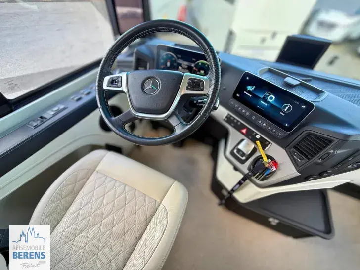 Fahrzeugbild Morelo Empire Liner 98 MB MB Actros 1840 L #14