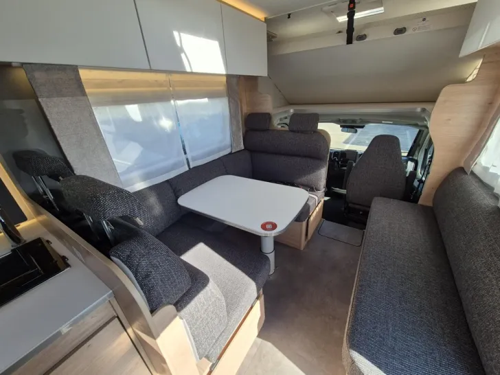Fahrzeugbild Dethleffs XL Family A 7872-2 #10