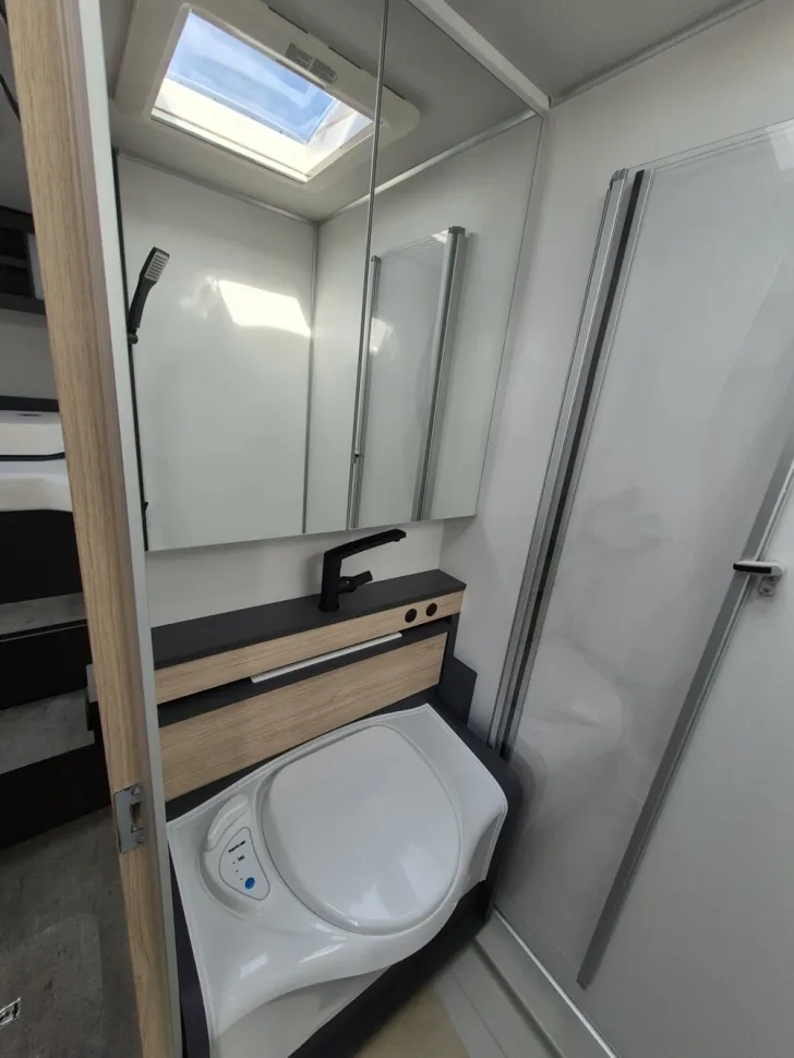 Fahrzeugbild Frankia Neo MT 7 GDK NEO 4,5 t. #14