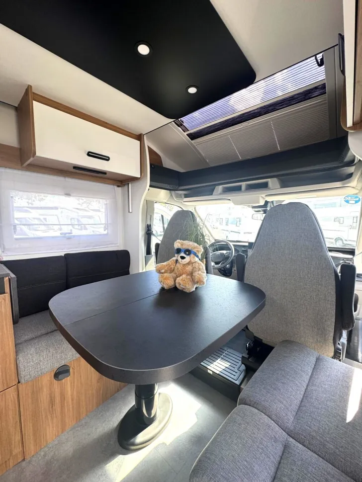 Fahrzeugbild Chausson Teilintegrierte 777 Titanium Line #7