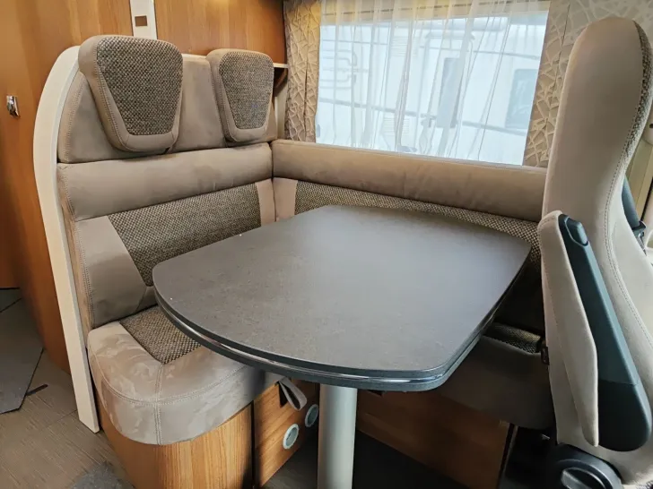 Fahrzeugbild Carthago c-compactline I 143 LE C2-tourer C1-tourer #12