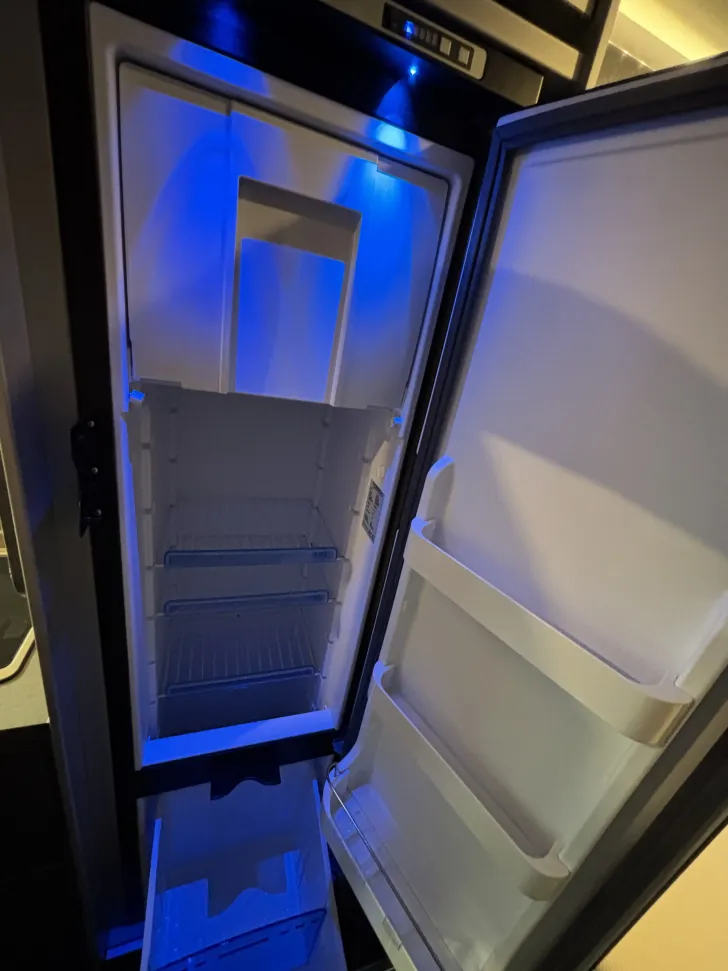 Fahrzeugbild Weinsberg CaraTour 600 MQ 150L-Kühlschrank Aufstelldach #10