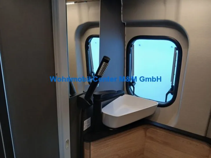 Fahrzeugbild Dethleffs Globetrail 600 ER Automatik LED Leder ACC Kamera #10