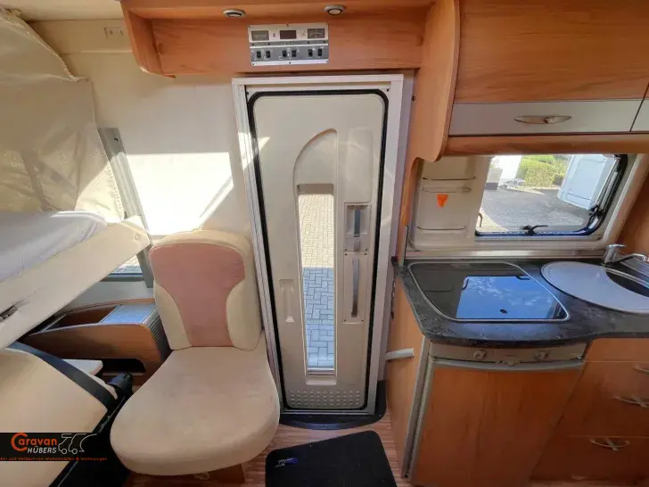 Fahrzeugbild Bürstner Aviano I 640 G #21