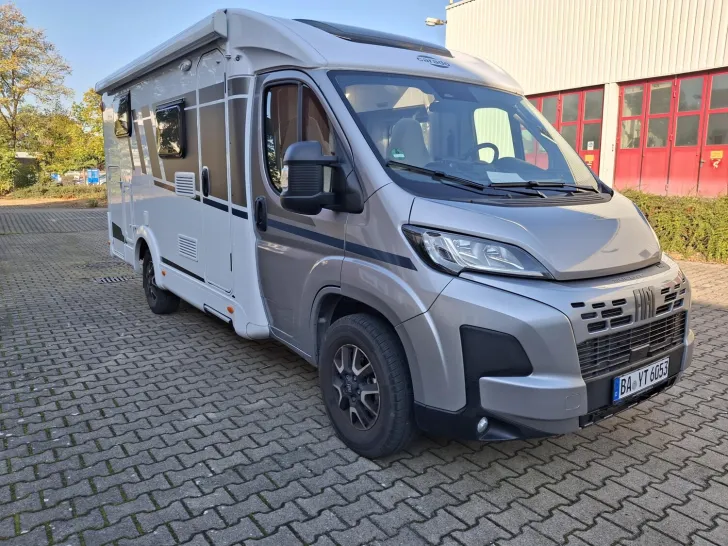 Fahrzeugbild Carado V 337 pro+, safety acc, multimedia #2