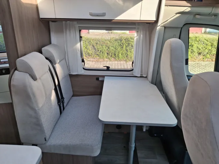 Fahrzeugbild Carado V 337 pro+, safety acc, multimedia #11