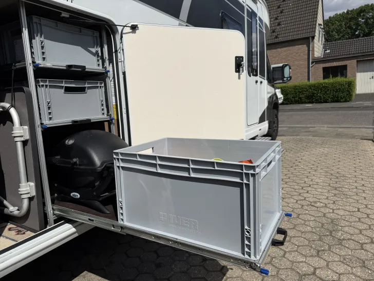 Fahrzeugbild Hobby Optima De Luxe T65 GE Maxi-Chassis 4,25t, Hubstütze #9