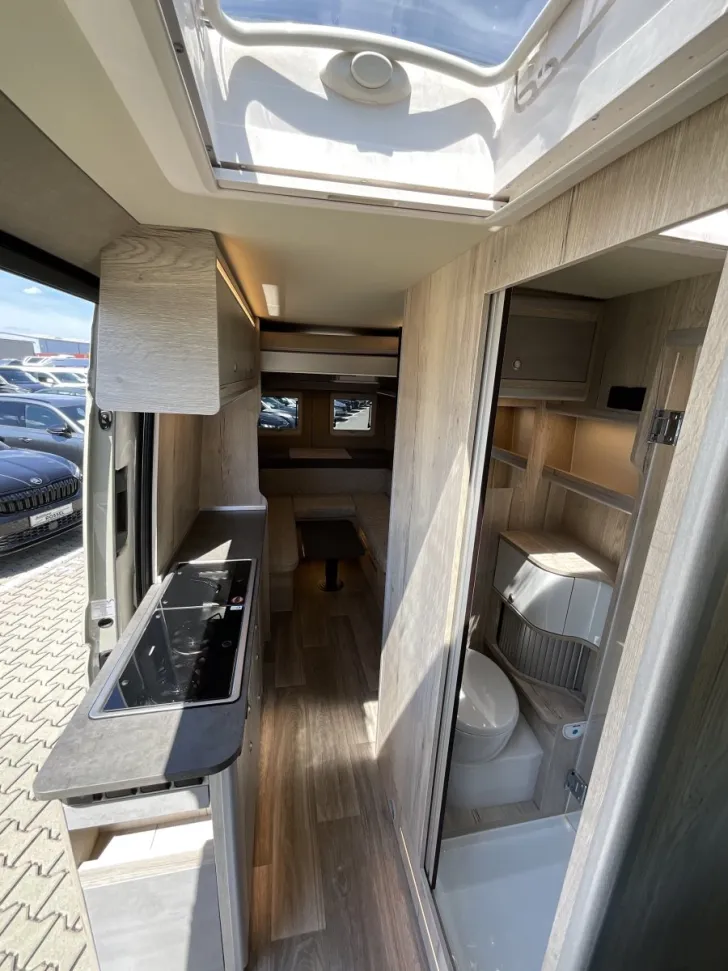 Fahrzeugbild Megamobil Andere Lounge 680S Twin MAN+MaxxFan+18 Alu #11
