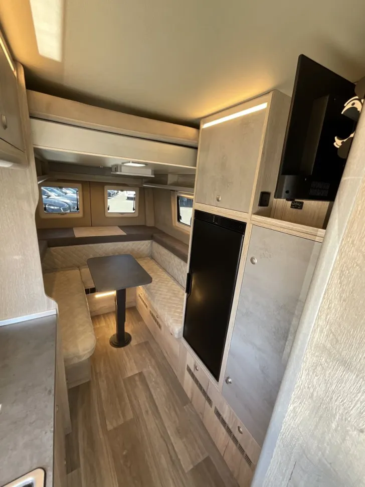 Fahrzeugbild Megamobil Andere Lounge 680S Twin MAN+MaxxFan+18 Alu #14