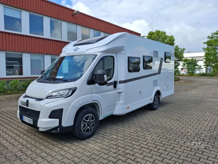 Fahrzeugbild Carado T 338s #9