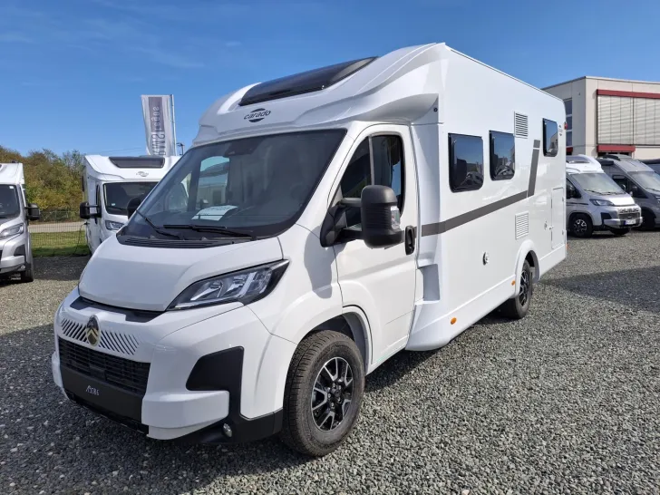 Fahrzeugbild Carado T 338S #8