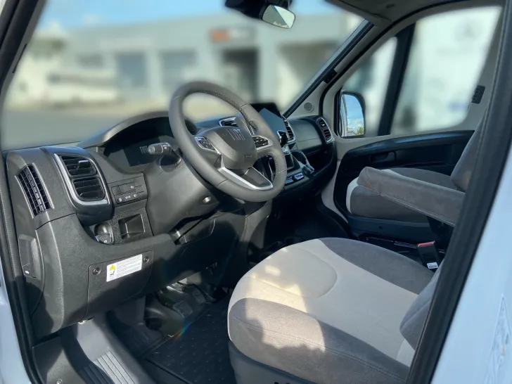 Fahrzeugbild Weinsberg CaraCompact EDITION PEPPER 600 MF Licht u. Sicht Paket #7