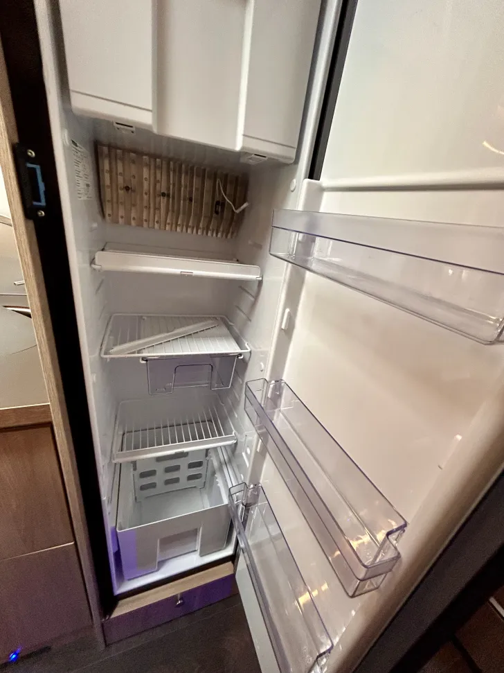 Fahrzeugbild Laika Ecovip L 3009 *Mietfahrzeug* #7