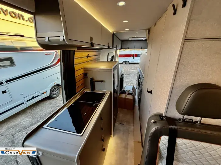 Fahrzeugbild Hymer Camper Van Grand Canyon S 700 CrossTrail AHK/Leder #6