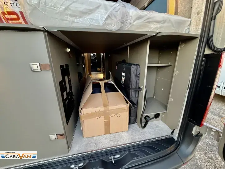 Fahrzeugbild Hymer Camper Van Grand Canyon S 700 CrossTrail AHK/Leder #16