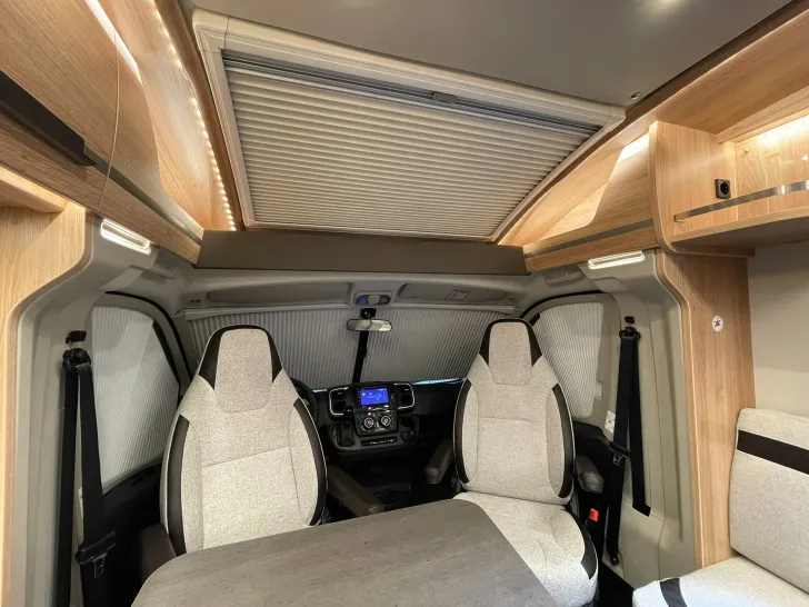 Fahrzeugbild Knaus SKY TI 650 MEG IC-LINE +ABVERKAUF+ #13