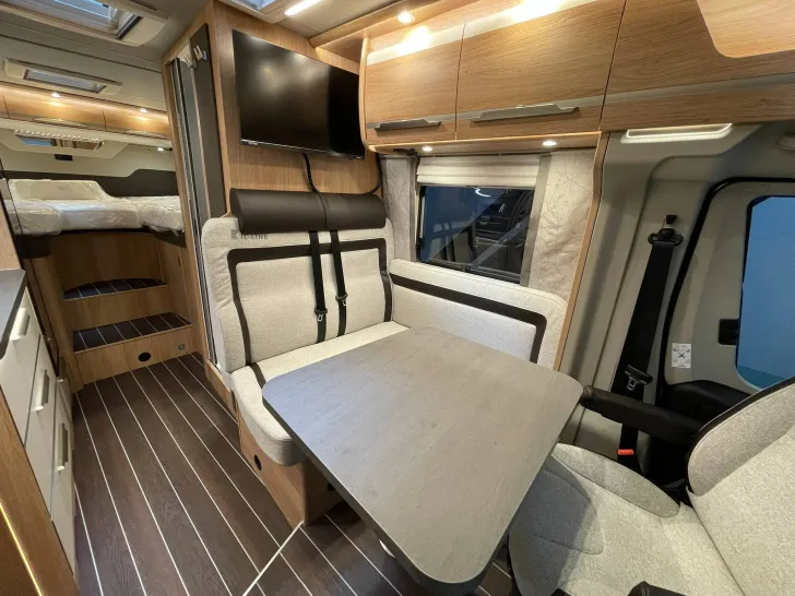 Fahrzeugbild Knaus SKY TI 650 MEG IC-LINE +ABVERKAUF+ #15