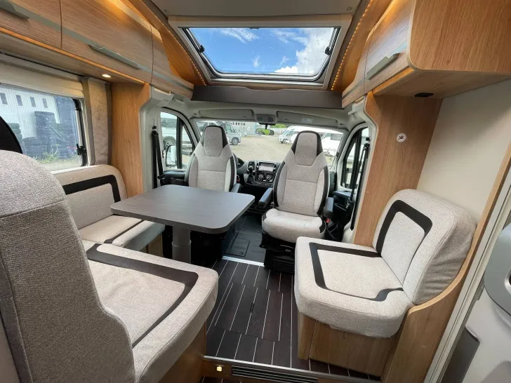 Fahrzeugbild Knaus SKY TI 700 MEG IC-LINE +ABVERKAUF+ #15