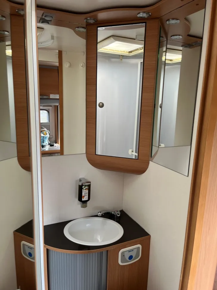 Fahrzeugbild Adria Sport 572 SL #13