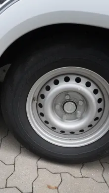 Fahrzeugbild Dethleffs c-go 475 FR /Mod.23/Duschausstattung #7
