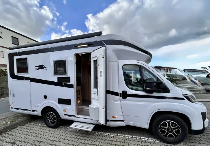 Fahrzeugbild Laika Ecovip L 2009 *Mietfahrzeug* #3