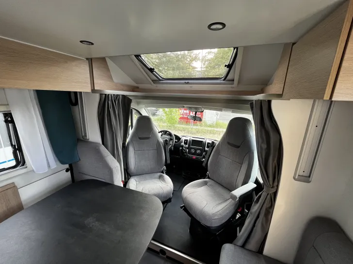 Fahrzeugbild Pilote Teilintegrierter (2023 - 7,39m) - top Zus #2