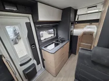 Fahrzeugbild Hobby Maxia T 710 GE 27MODELL/180PS/Autom/Radio/Markise/Alu/Einzelbetten #11