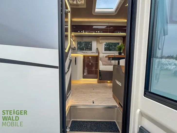 Fahrzeugbild Mobilvetta Krosser P90 NB*ACC*180PS*LITH*SOLAR*UVM. #9