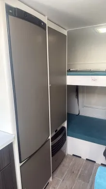 Fahrerhaus Dethleffs c' go 495 QSK Vorzelt