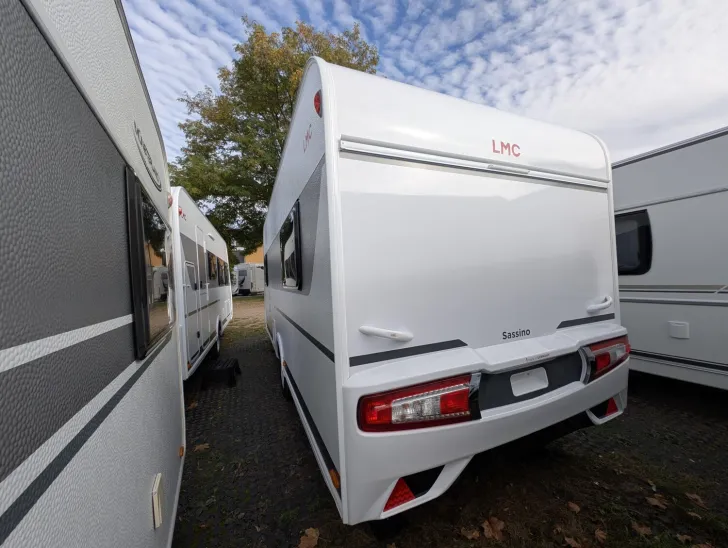 Fahrzeugbild LMC Sassino 460 E MOVER|DUSCHE|3 BETTEN #2