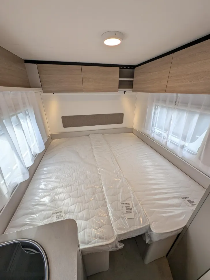 Fahrzeugbild LMC Sassino 460 E MOVER|DUSCHE|3 BETTEN #7