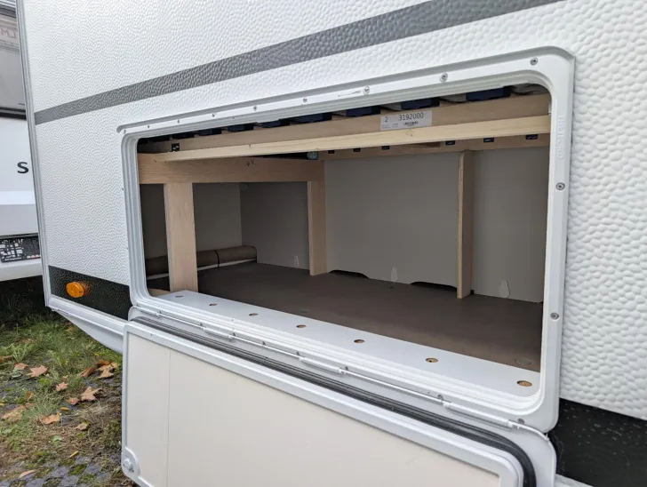 Fahrzeugbild LMC Sassino 460 E MOVER|DUSCHE|3 BETTEN #17