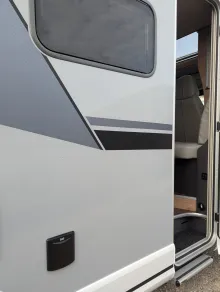 Fahrzeugbild Knaus L!VE WAVE 650 MEG Black Selection #6