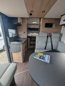 Fahrzeugbild Knaus L!VE WAVE 650 MEG Black Selection #9