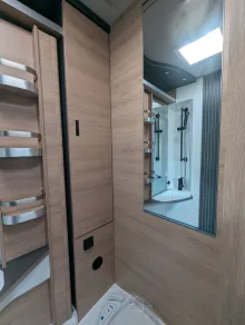 Fahrzeugbild Knaus L!VE WAVE 650 MEG Black Selection #16