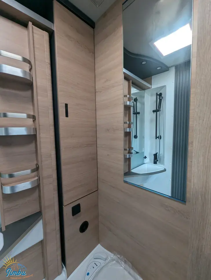 Fahrzeugbild Knaus L!VE WAVE 650 MEG Black Selection #16