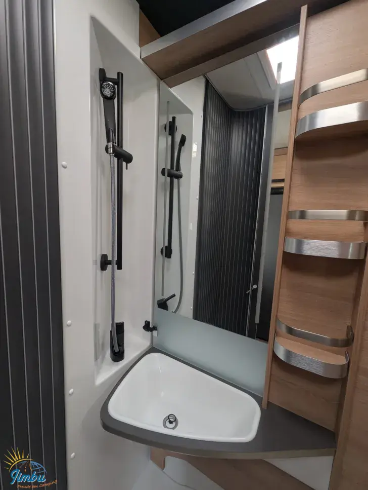 Fahrzeugbild Knaus L!VE WAVE 650 MEG Black Selection #17