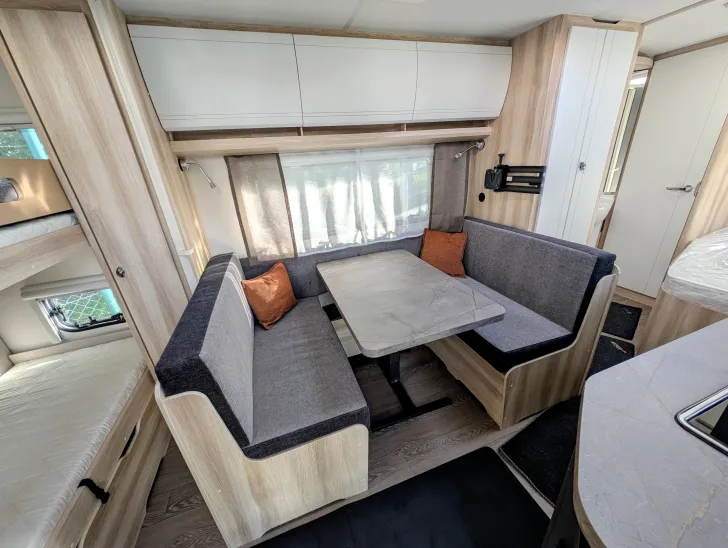 Fahrzeugbild Hobby De Luxe 540 KMFe Sie sparen 1.695,-€! #5